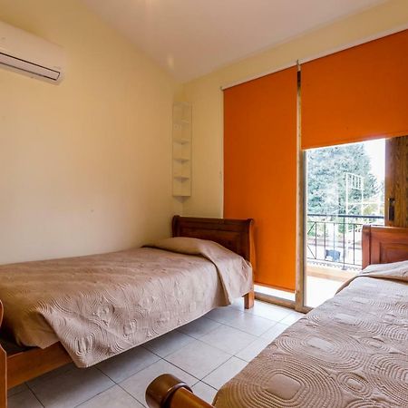 Villa Rina Paphos Eksteriør bilde