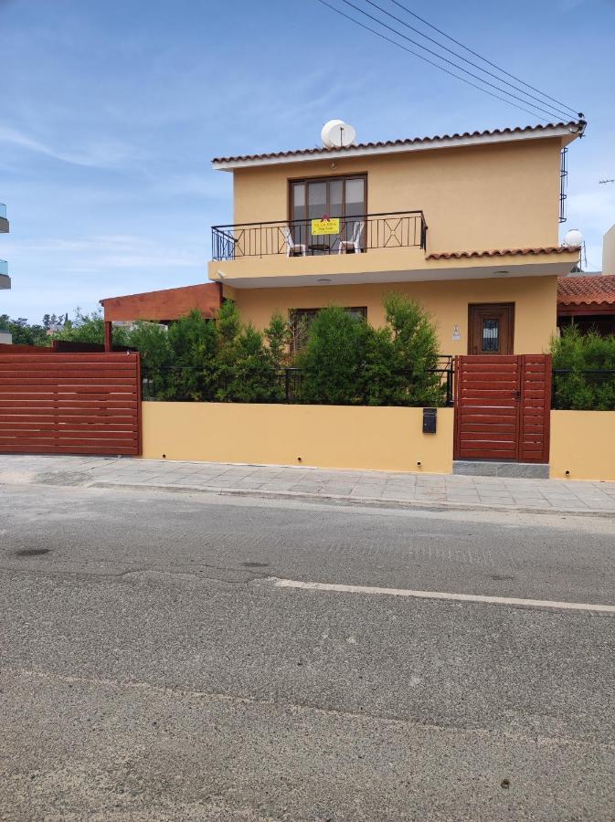 Villa Rina Paphos Eksteriør bilde