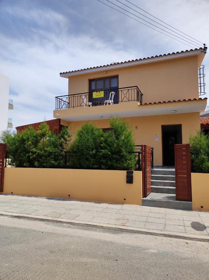 Villa Rina Paphos Eksteriør bilde