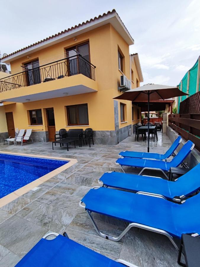 Villa Rina Paphos Eksteriør bilde