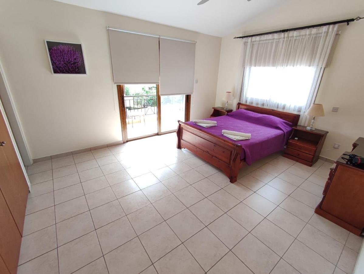 Villa Rina Paphos Eksteriør bilde