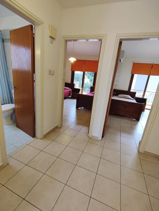 Villa Rina Paphos Eksteriør bilde